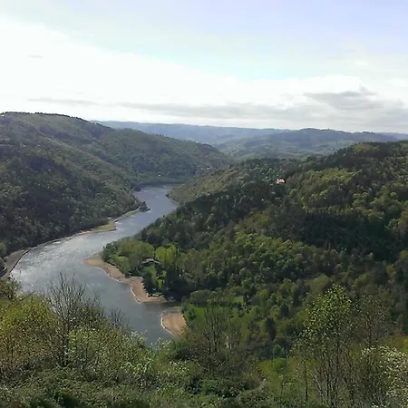 Pialous:chalet En Rondins Avec Espace Detente